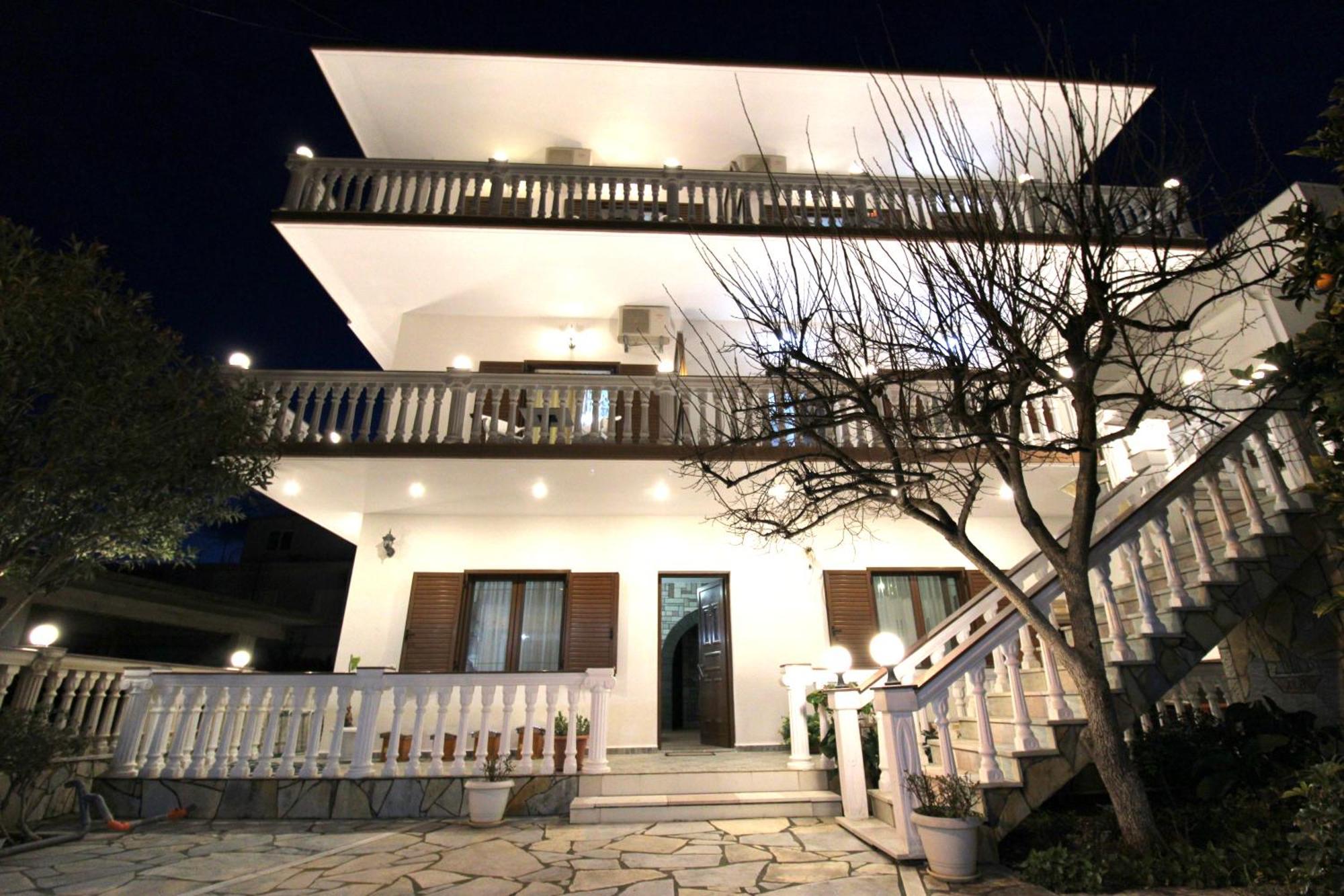 Garden Villa Dhesara คซามิล ภายนอก รูปภาพ